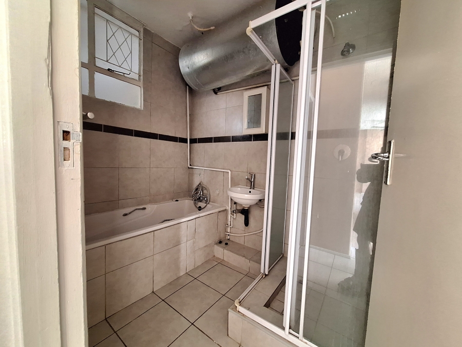 To Let 2 Bedroom Property for Rent in Essenwood KwaZulu-Natal