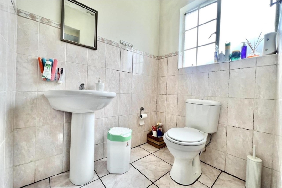 3 Bedroom Property for Sale in Lincoln Meade KwaZulu-Natal
