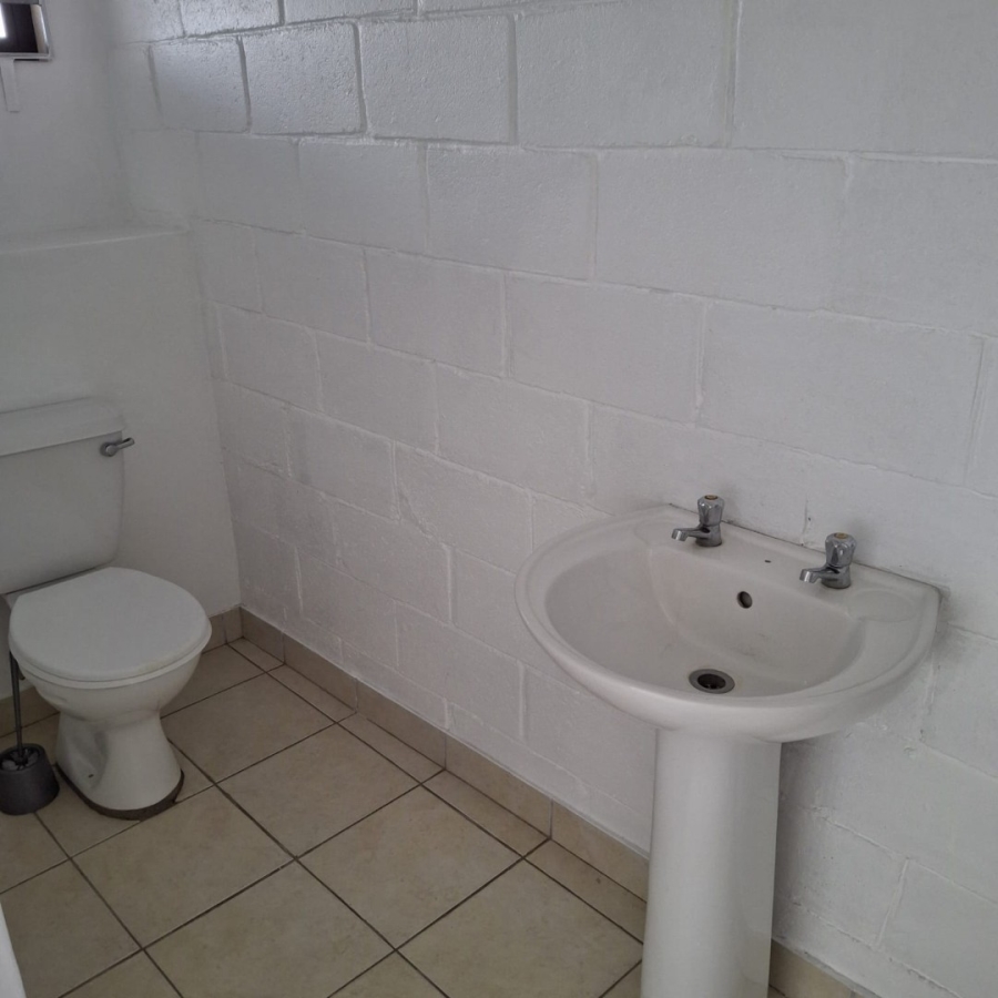 To Let commercial Property for Rent in Shakas Head KwaZulu-Natal