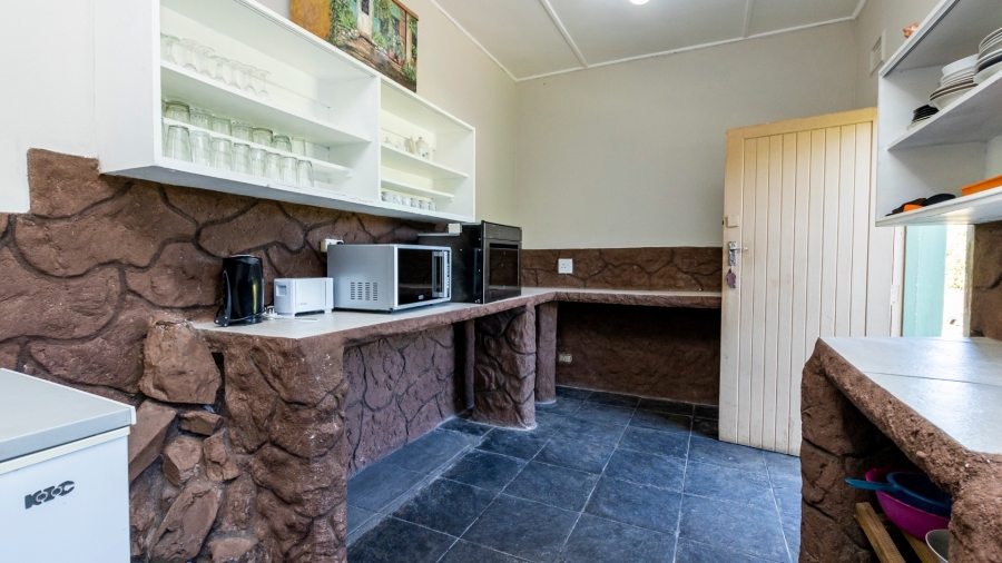 10 Bedroom Property for Sale in Tugela Mouth KwaZulu-Natal