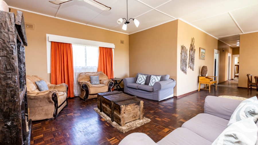 10 Bedroom Property for Sale in Tugela Mouth KwaZulu-Natal