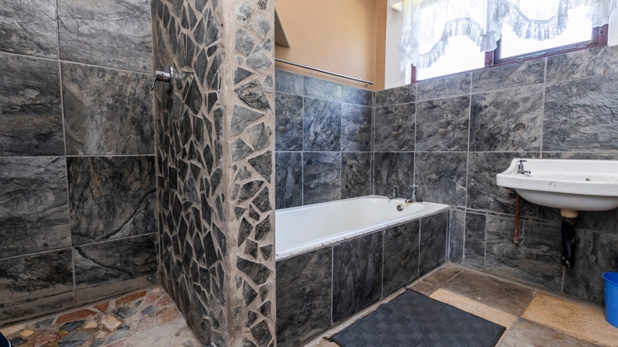 10 Bedroom Property for Sale in Tugela Mouth KwaZulu-Natal
