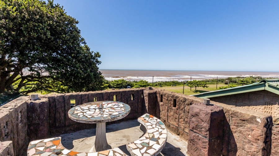 10 Bedroom Property for Sale in Tugela Mouth KwaZulu-Natal