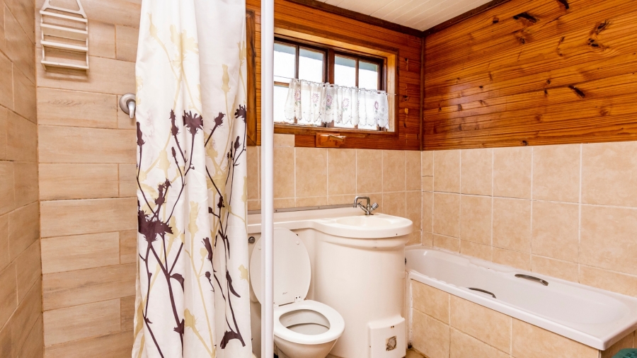 10 Bedroom Property for Sale in Tugela Mouth KwaZulu-Natal