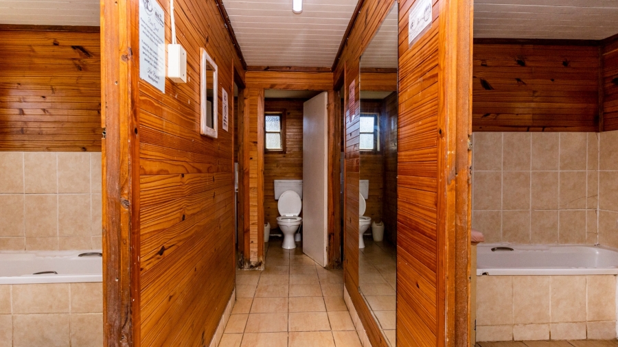 10 Bedroom Property for Sale in Tugela Mouth KwaZulu-Natal