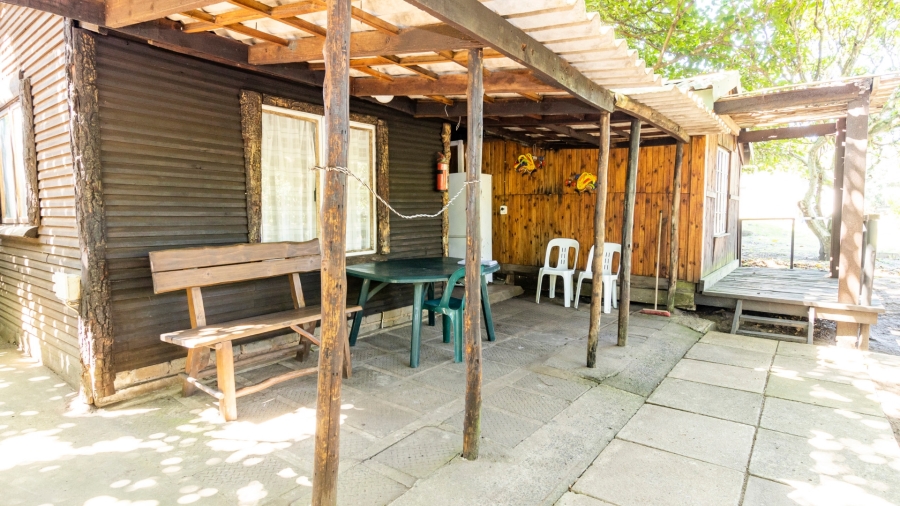 10 Bedroom Property for Sale in Tugela Mouth KwaZulu-Natal