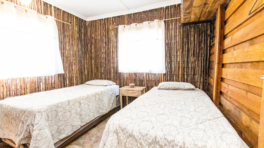 10 Bedroom Property for Sale in Tugela Mouth KwaZulu-Natal