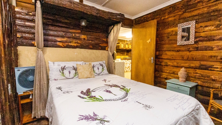 10 Bedroom Property for Sale in Tugela Mouth KwaZulu-Natal