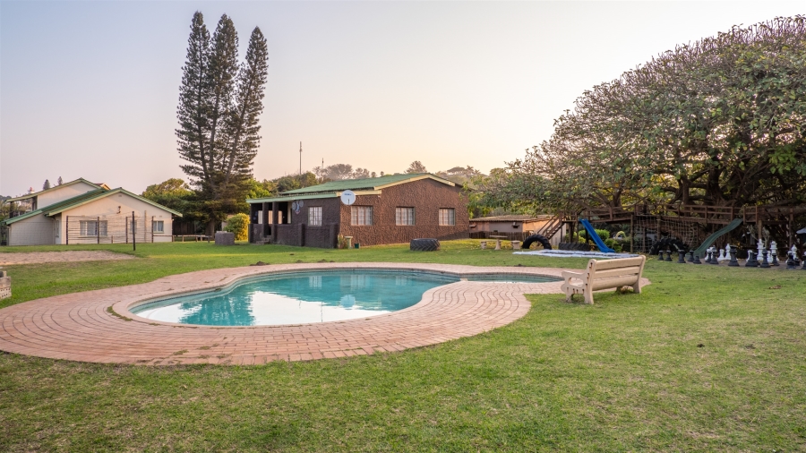 10 Bedroom Property for Sale in Tugela Mouth KwaZulu-Natal