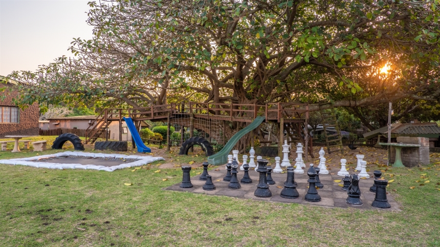 10 Bedroom Property for Sale in Tugela Mouth KwaZulu-Natal