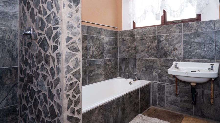 10 Bedroom Property for Sale in Tugela Mouth KwaZulu-Natal