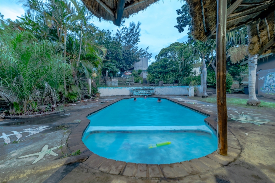 10 Bedroom Property for Sale in Tugela Mouth KwaZulu-Natal