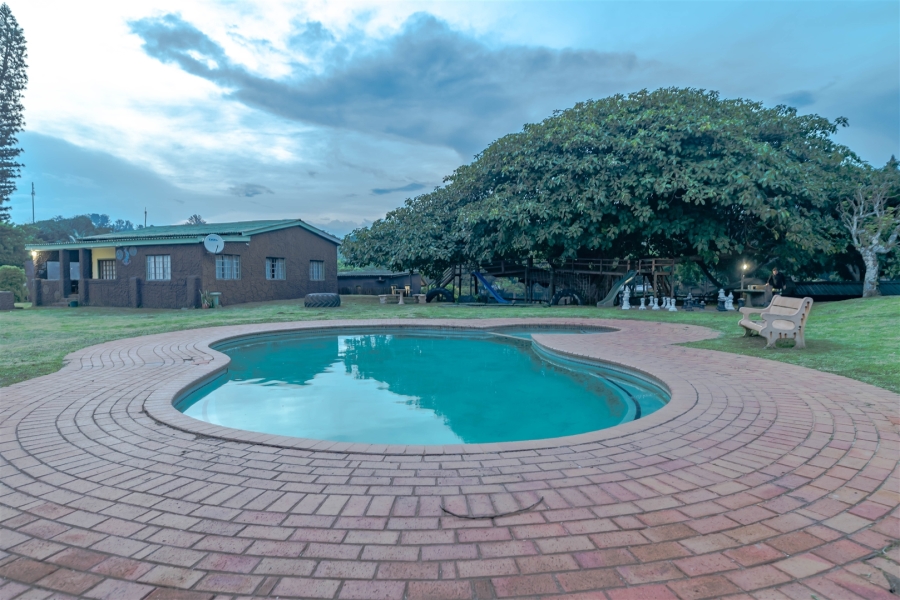 10 Bedroom Property for Sale in Tugela Mouth KwaZulu-Natal