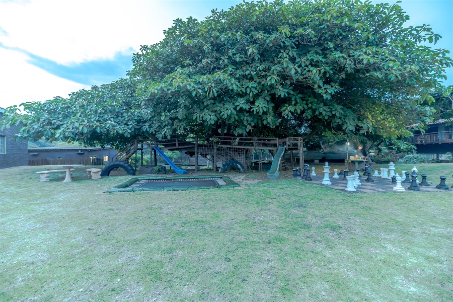 10 Bedroom Property for Sale in Tugela Mouth KwaZulu-Natal