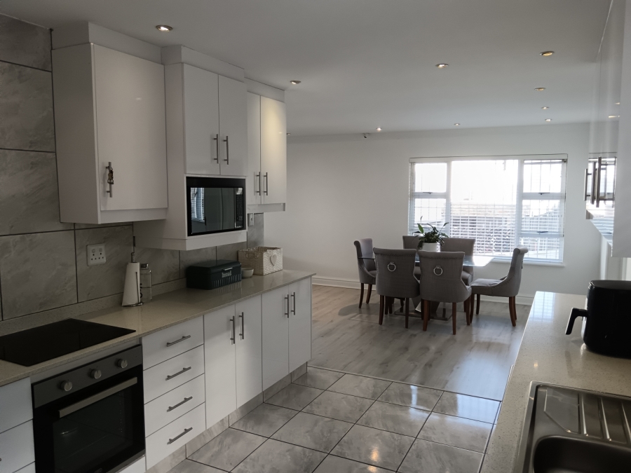 3 Bedroom Property for Sale in Umgeni Park KwaZulu-Natal