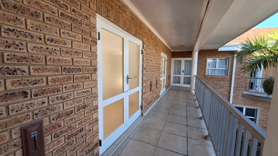 To Let 1 Bedroom Property for Rent in Athlone Park KwaZulu-Natal