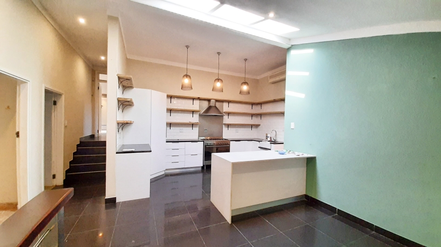 To Let 5 Bedroom Property for Rent in Ballito Central KwaZulu-Natal