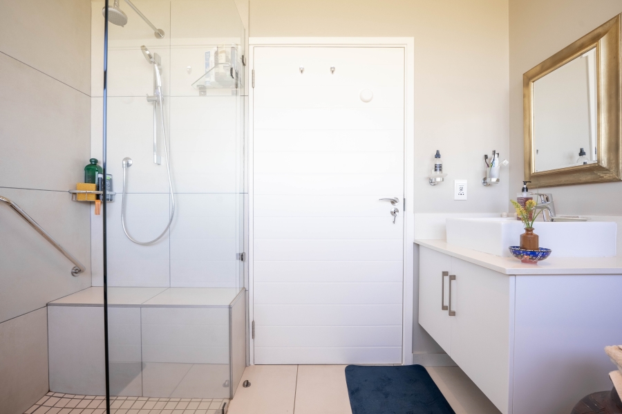 2 Bedroom Property for Sale in Renishaw Hills KwaZulu-Natal
