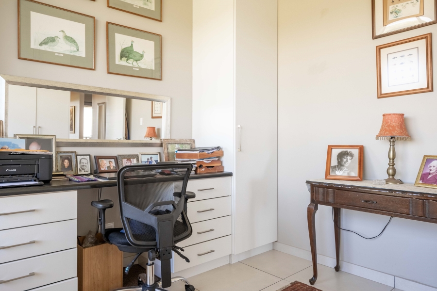 2 Bedroom Property for Sale in Renishaw Hills KwaZulu-Natal
