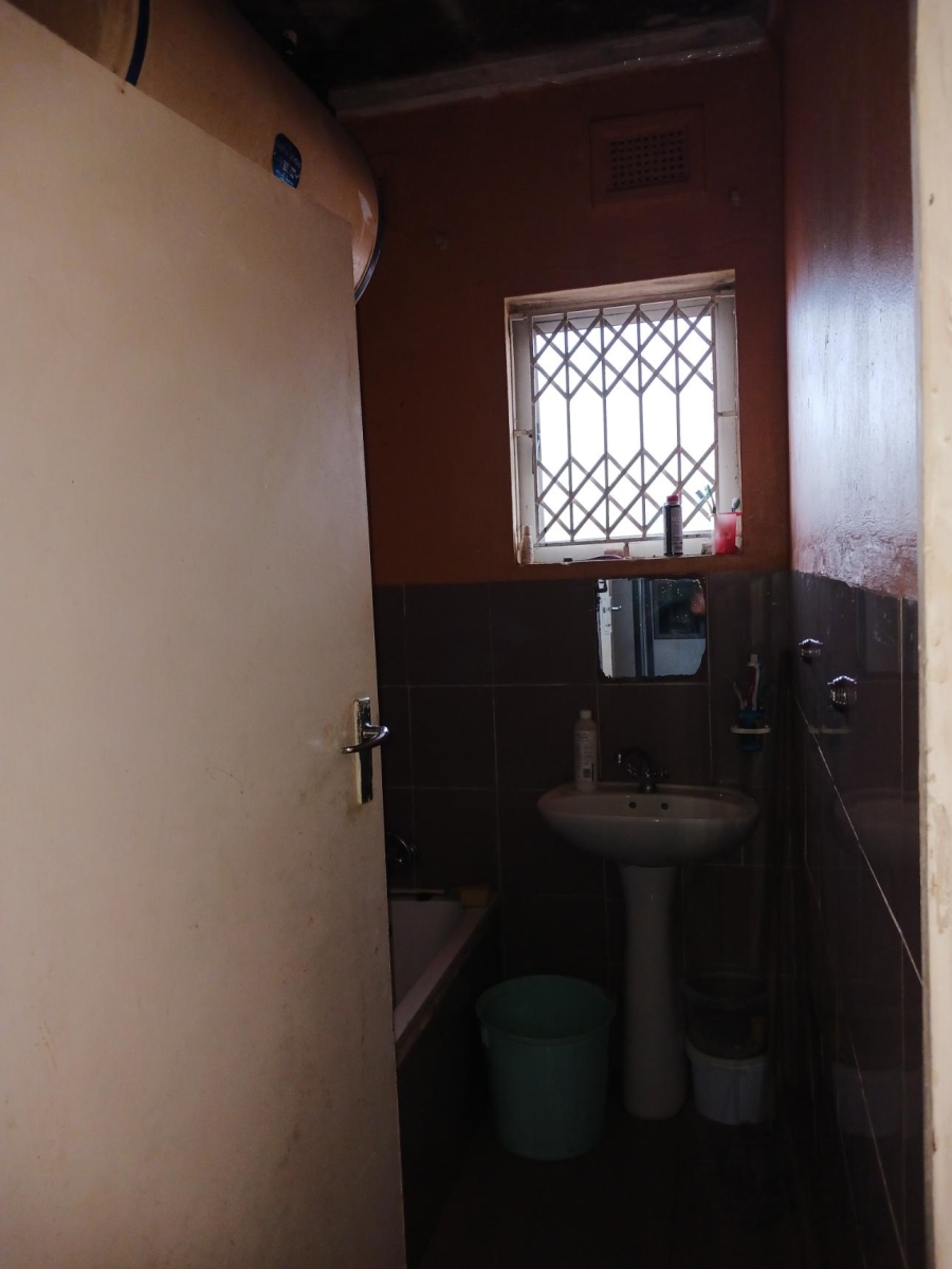 2 Bedroom Property for Sale in Umbilo KwaZulu-Natal