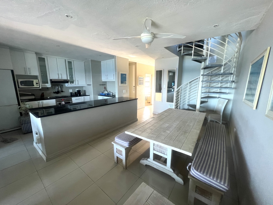4 Bedroom Property for Sale in Manaba Beach KwaZulu-Natal