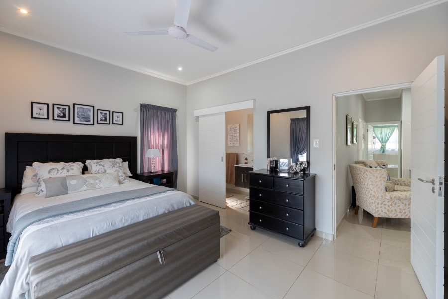3 Bedroom Property for Sale in Palm Lakes Estate KwaZulu-Natal