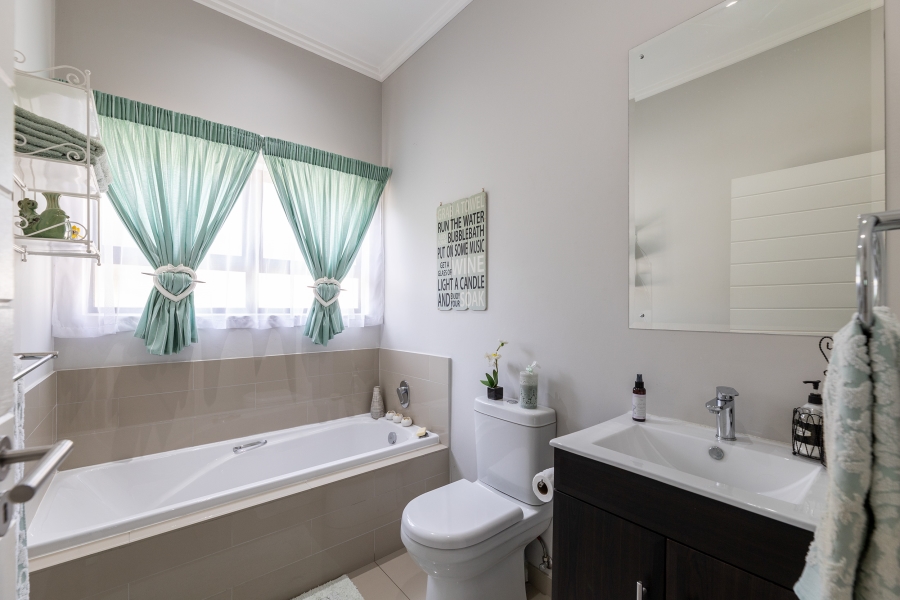 3 Bedroom Property for Sale in Palm Lakes Estate KwaZulu-Natal