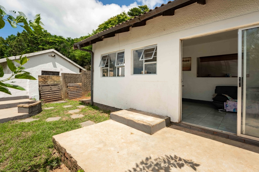 4 Bedroom Property for Sale in Amanzimtoti KwaZulu-Natal