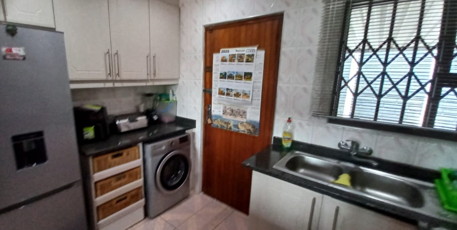 3 Bedroom Property for Sale in Brackenham KwaZulu-Natal