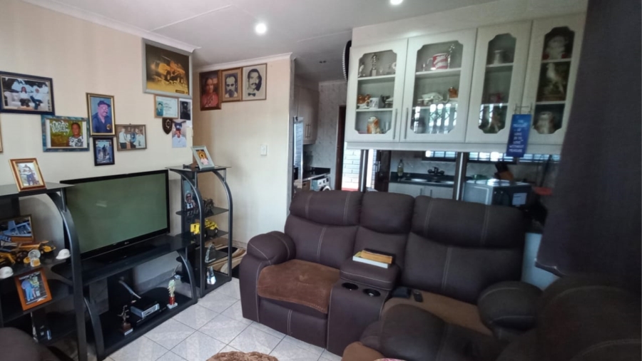 3 Bedroom Property for Sale in Brackenham KwaZulu-Natal
