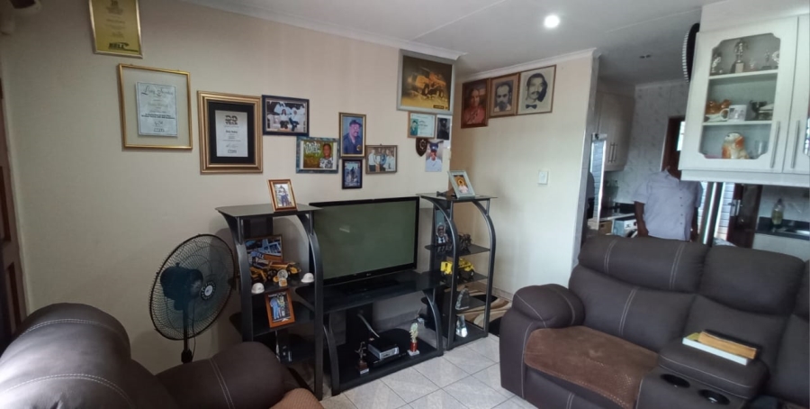 3 Bedroom Property for Sale in Brackenham KwaZulu-Natal
