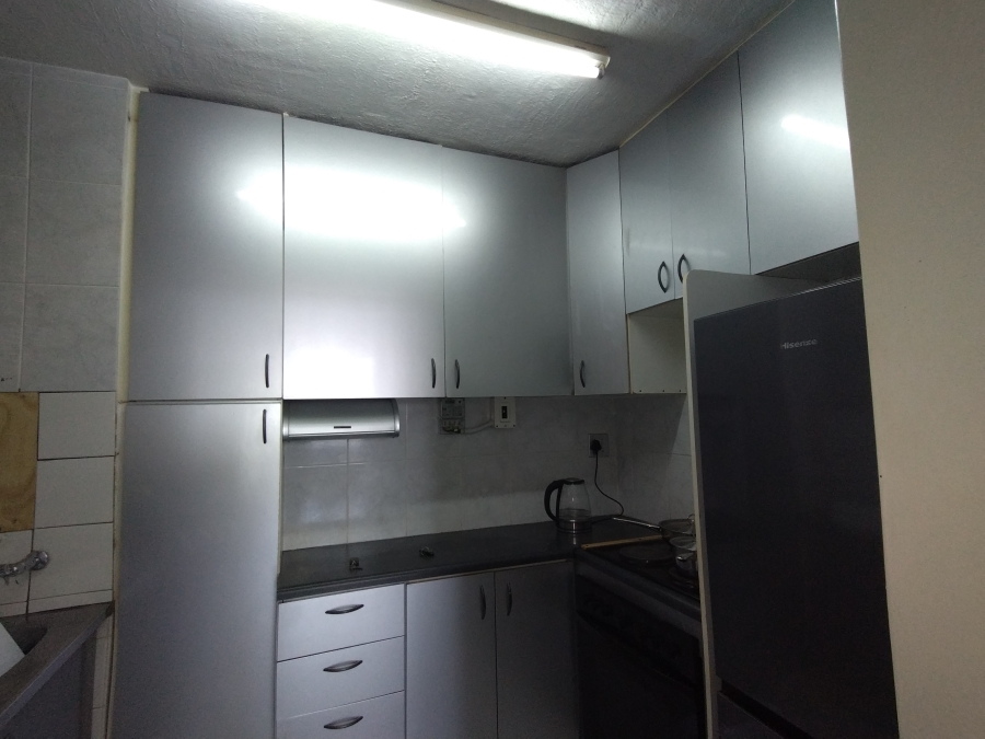 2 Bedroom Property for Sale in Essenwood KwaZulu-Natal