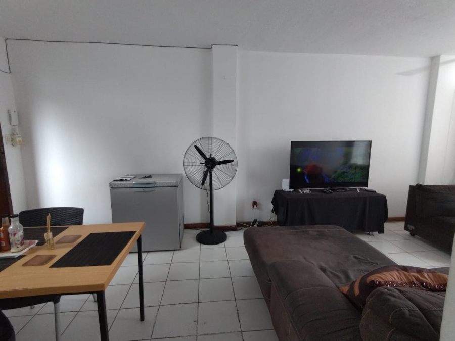 2 Bedroom Property for Sale in Essenwood KwaZulu-Natal