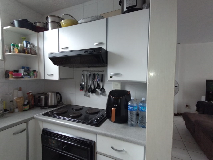 2 Bedroom Property for Sale in Essenwood KwaZulu-Natal