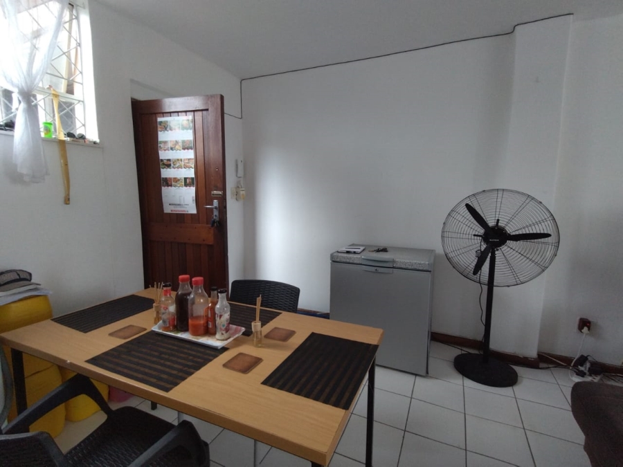 2 Bedroom Property for Sale in Essenwood KwaZulu-Natal