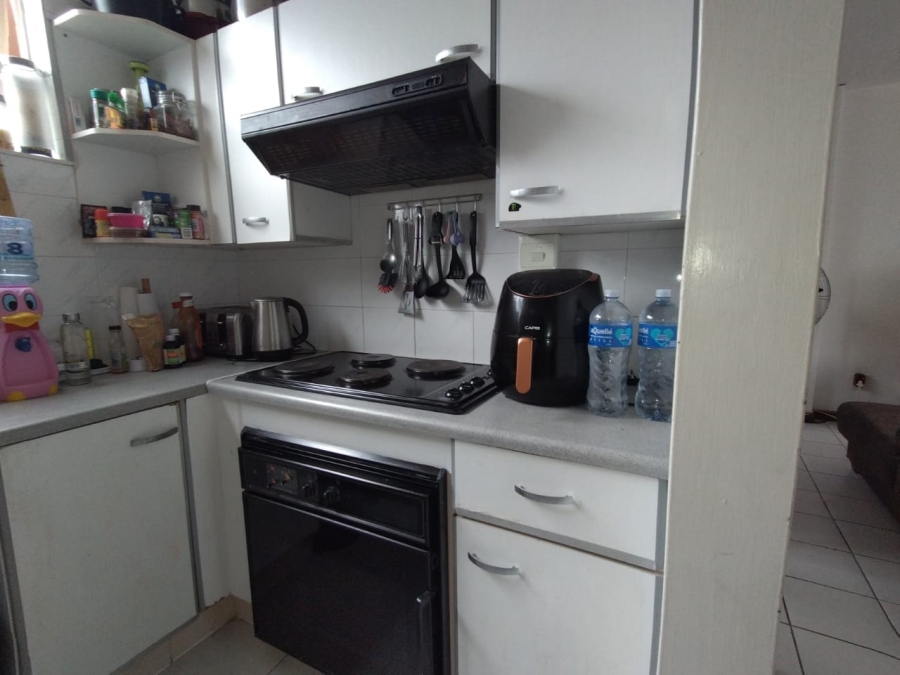 2 Bedroom Property for Sale in Essenwood KwaZulu-Natal