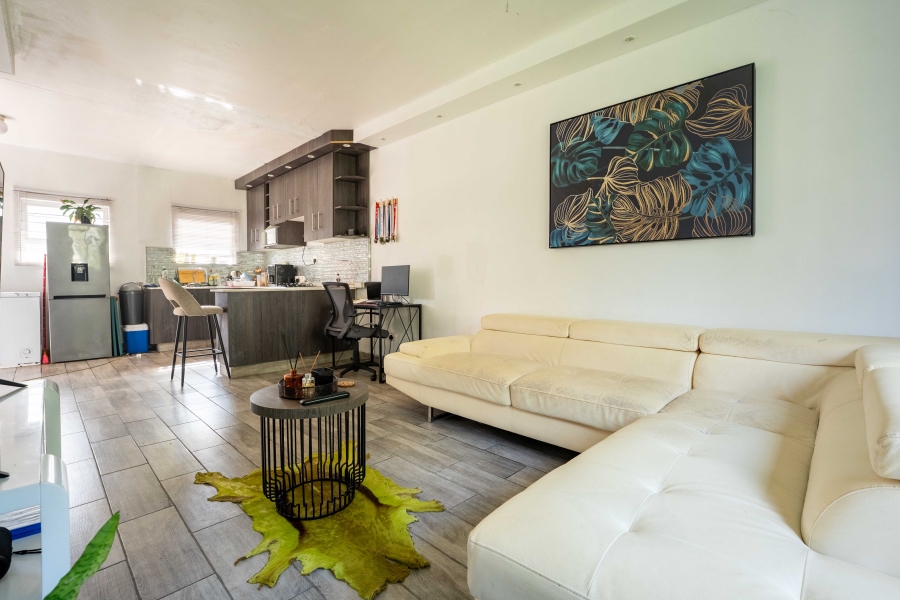 2 Bedroom Property for Sale in Amanzimtoti KwaZulu-Natal