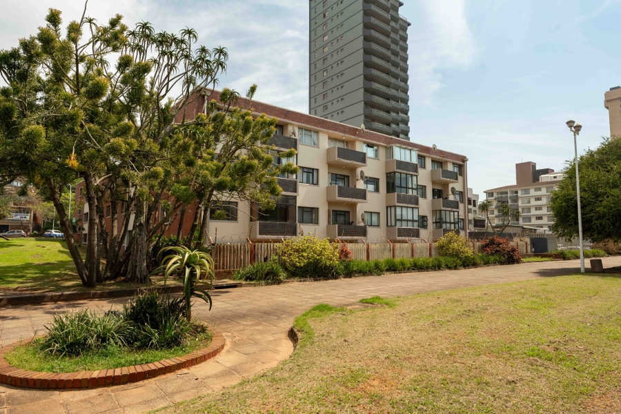 2 Bedroom Property for Sale in Amanzimtoti KwaZulu-Natal