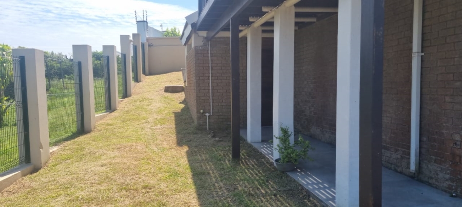 To Let 3 Bedroom Property for Rent in Zinkwazi Beach KwaZulu-Natal