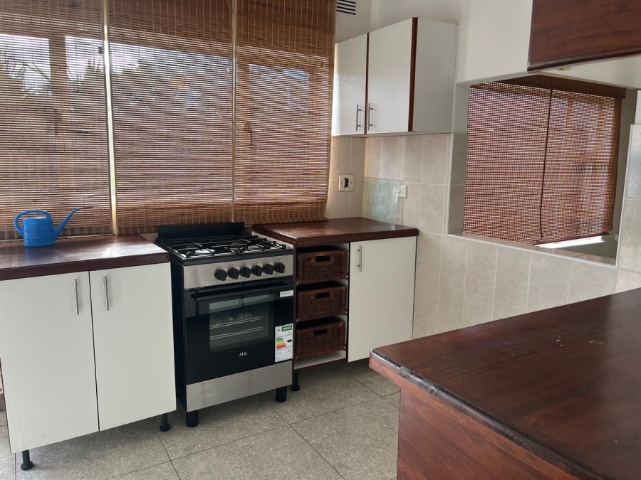 To Let 3 Bedroom Property for Rent in Zinkwazi Beach KwaZulu-Natal