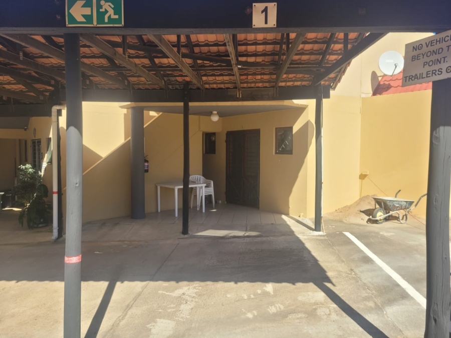 1 Bedroom Property for Sale in Uvongo Beach KwaZulu-Natal