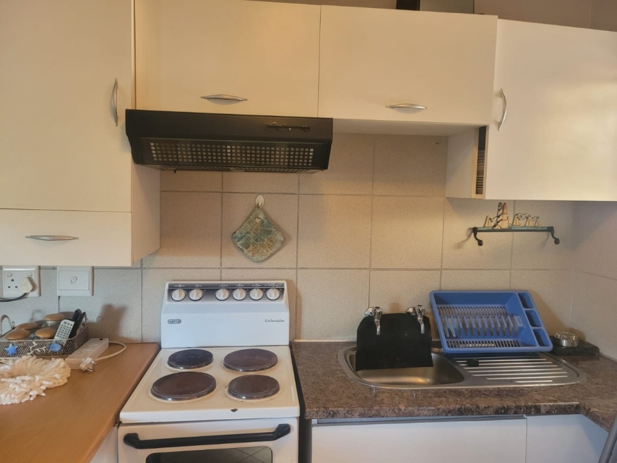 1 Bedroom Property for Sale in Uvongo Beach KwaZulu-Natal