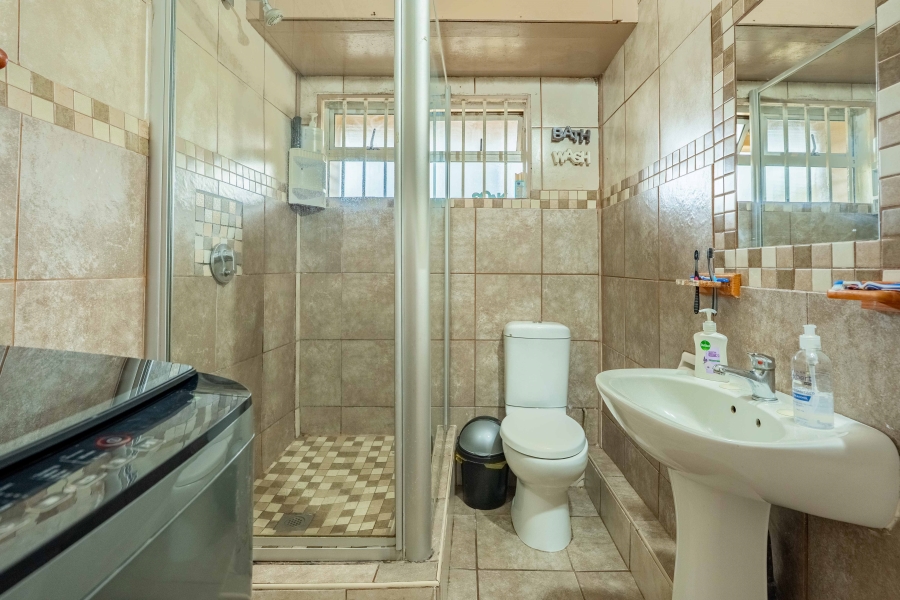 2 Bedroom Property for Sale in Amanzimtoti KwaZulu-Natal