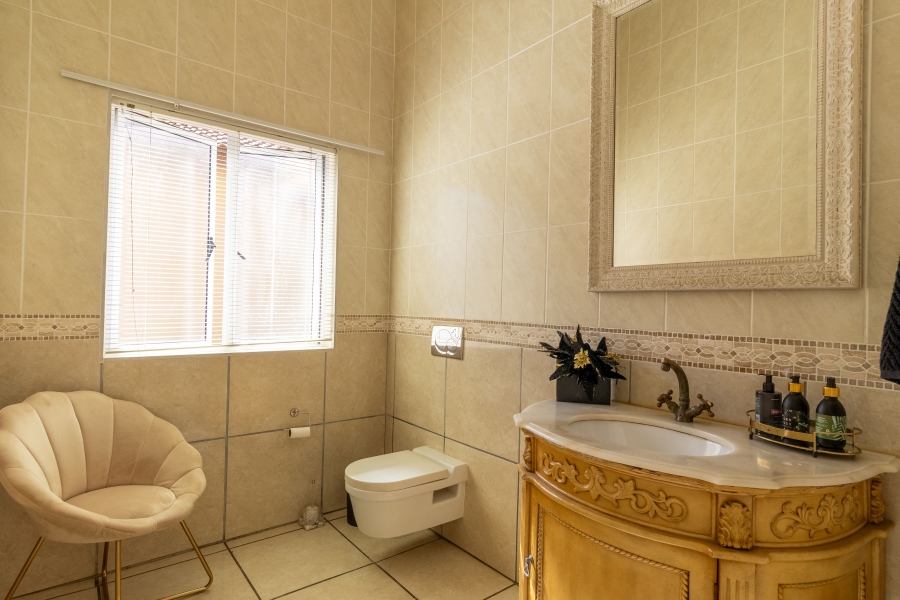 3 Bedroom Property for Sale in Wakenshaw Estate KwaZulu-Natal