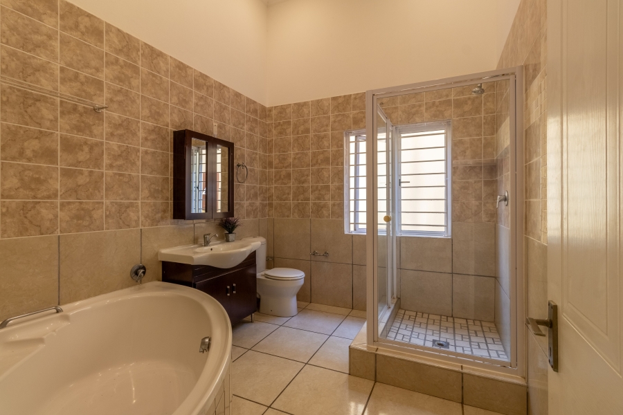 3 Bedroom Property for Sale in Wakenshaw Estate KwaZulu-Natal