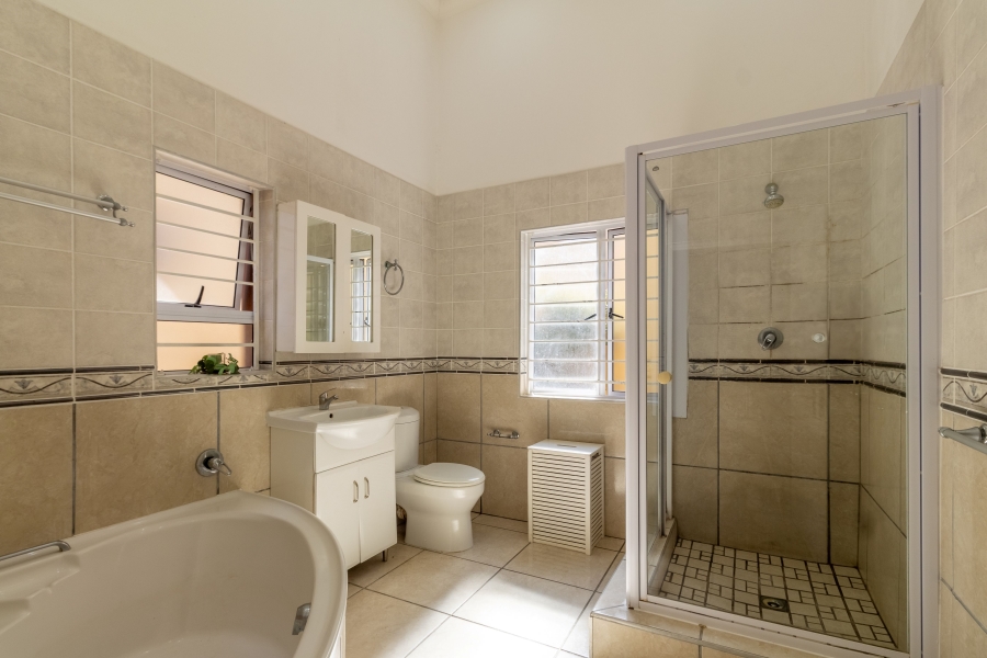 3 Bedroom Property for Sale in Wakenshaw Estate KwaZulu-Natal