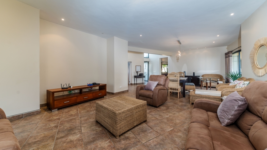5 Bedroom Property for Sale in Zinkwazi Beach KwaZulu-Natal