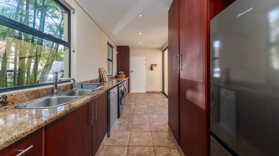 5 Bedroom Property for Sale in Zinkwazi Beach KwaZulu-Natal