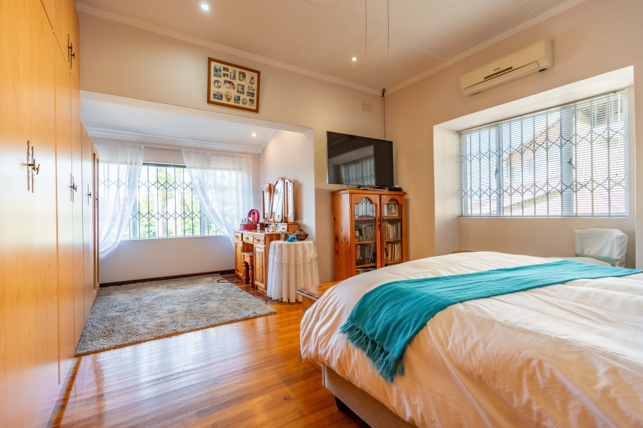 3 Bedroom Property for Sale in Sherwood KwaZulu-Natal