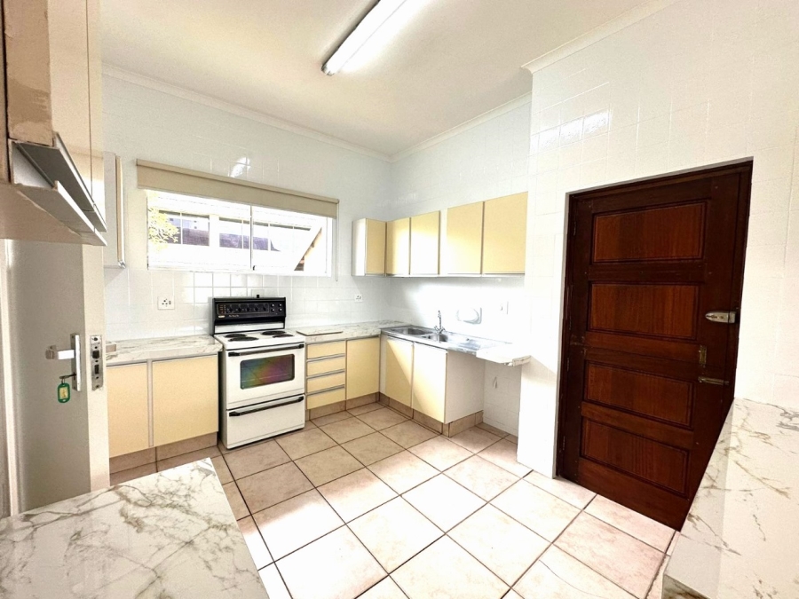 To Let 3 Bedroom Property for Rent in Umhlanga KwaZulu-Natal